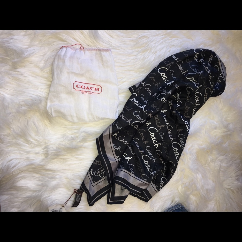 Coach scarf